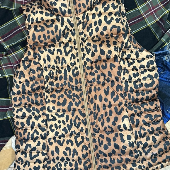 LANDS END VEST - Picture 2 of 6